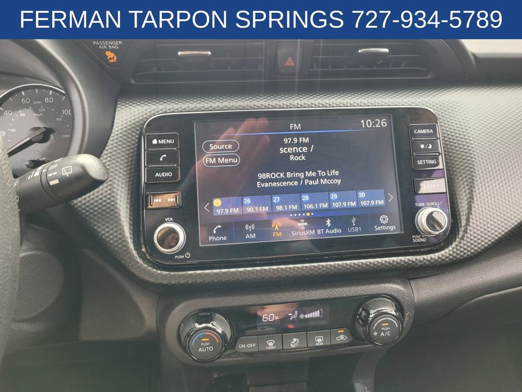 2022 Nissan Kicks SV photo 18