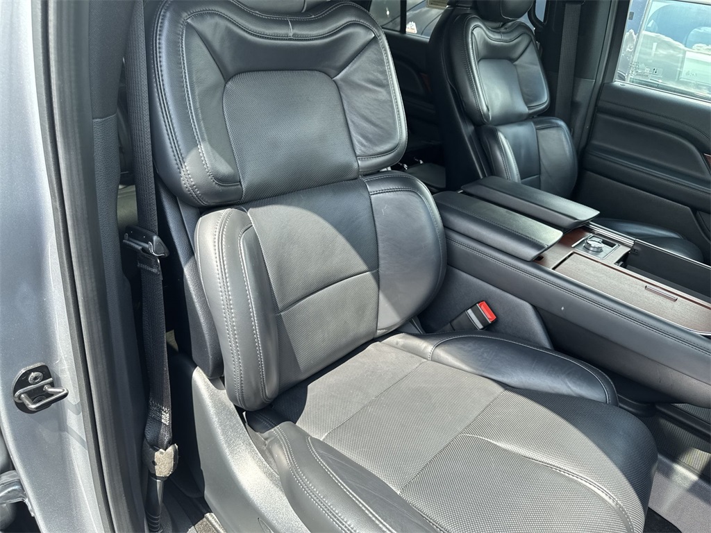 2023 Lincoln Navigator Reserve photo 32