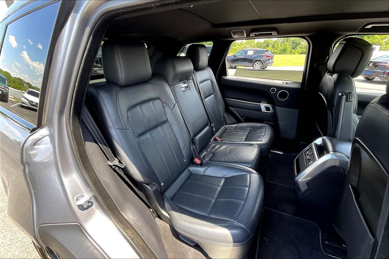 2020 Land Rover Range Rover Sport HSE photo 17