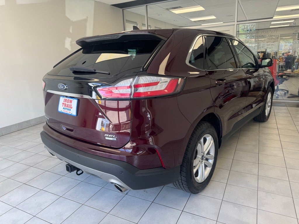 2020 Ford Edge SEL photo 3