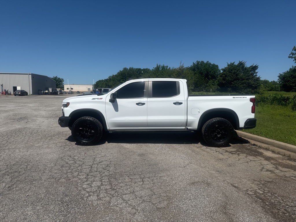 2023 Chevrolet Silverado 1500 ZR2 photo 3