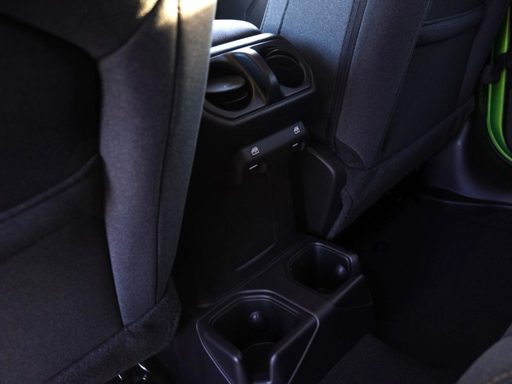 New 2026 Mojito Clear-Coat Exterior Paint Jeep 4-Door Sport S image 22