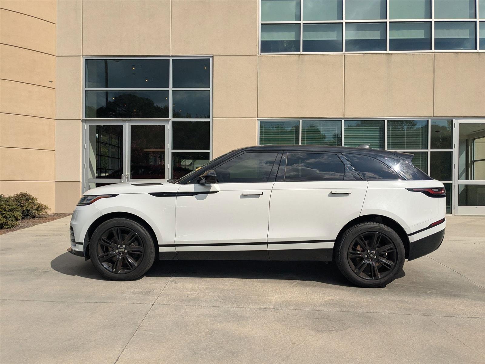 2022 Land Rover Range Rover Velar R-Dynamic S photo 4