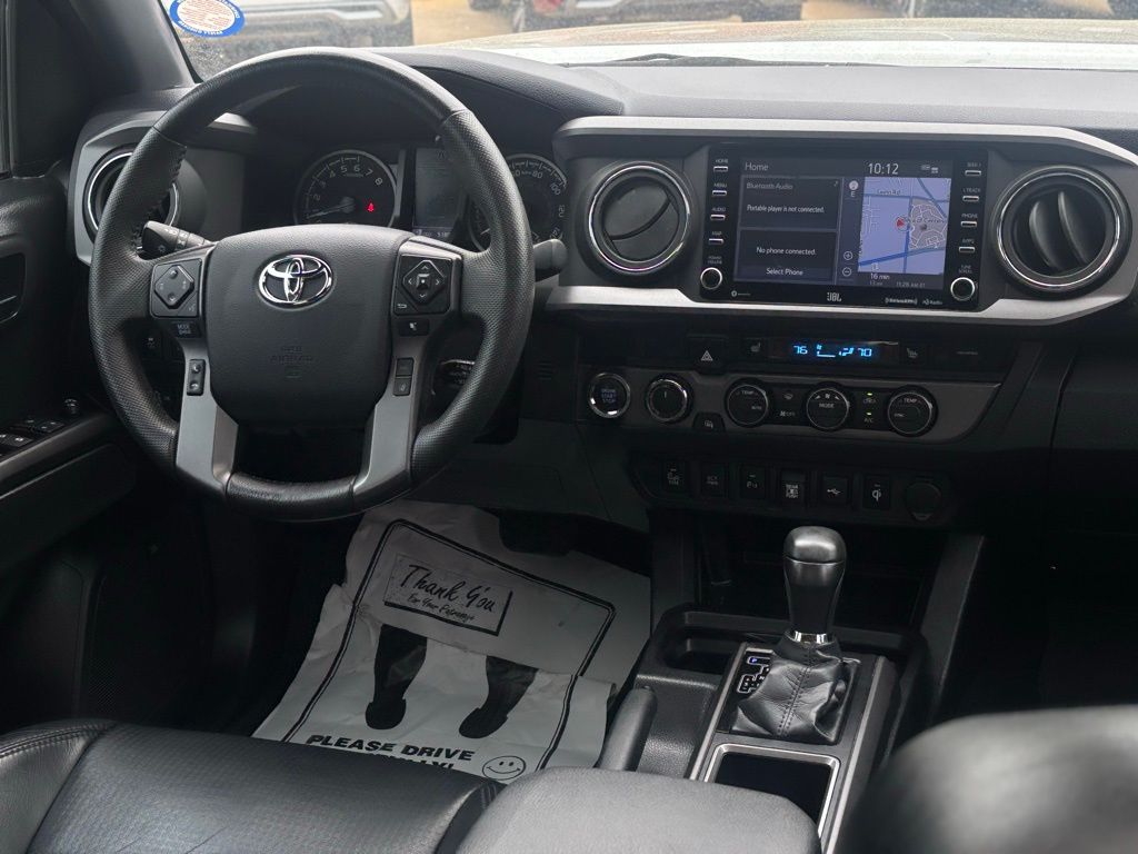 2023 Toyota Tacoma TRD Off-Road photo 18