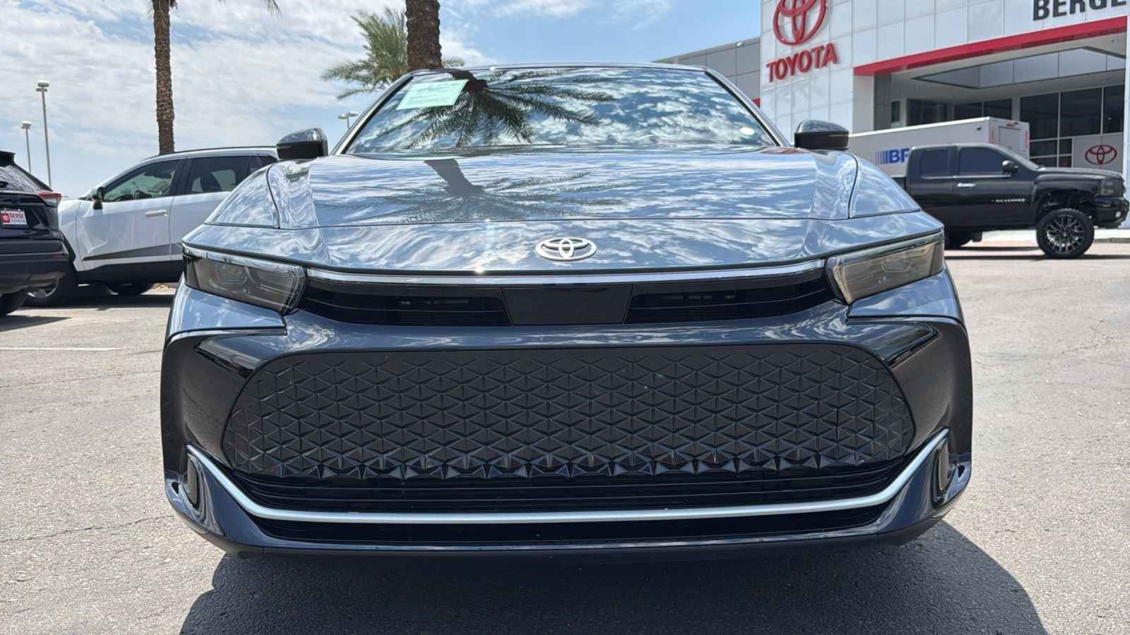 2025 Toyota Crown XLE photo 2