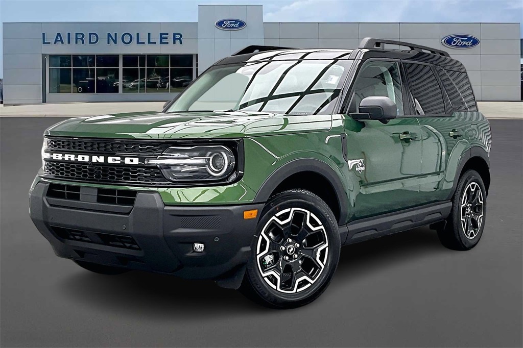 2025 Ford Bronco Sport Outer Banks's photo