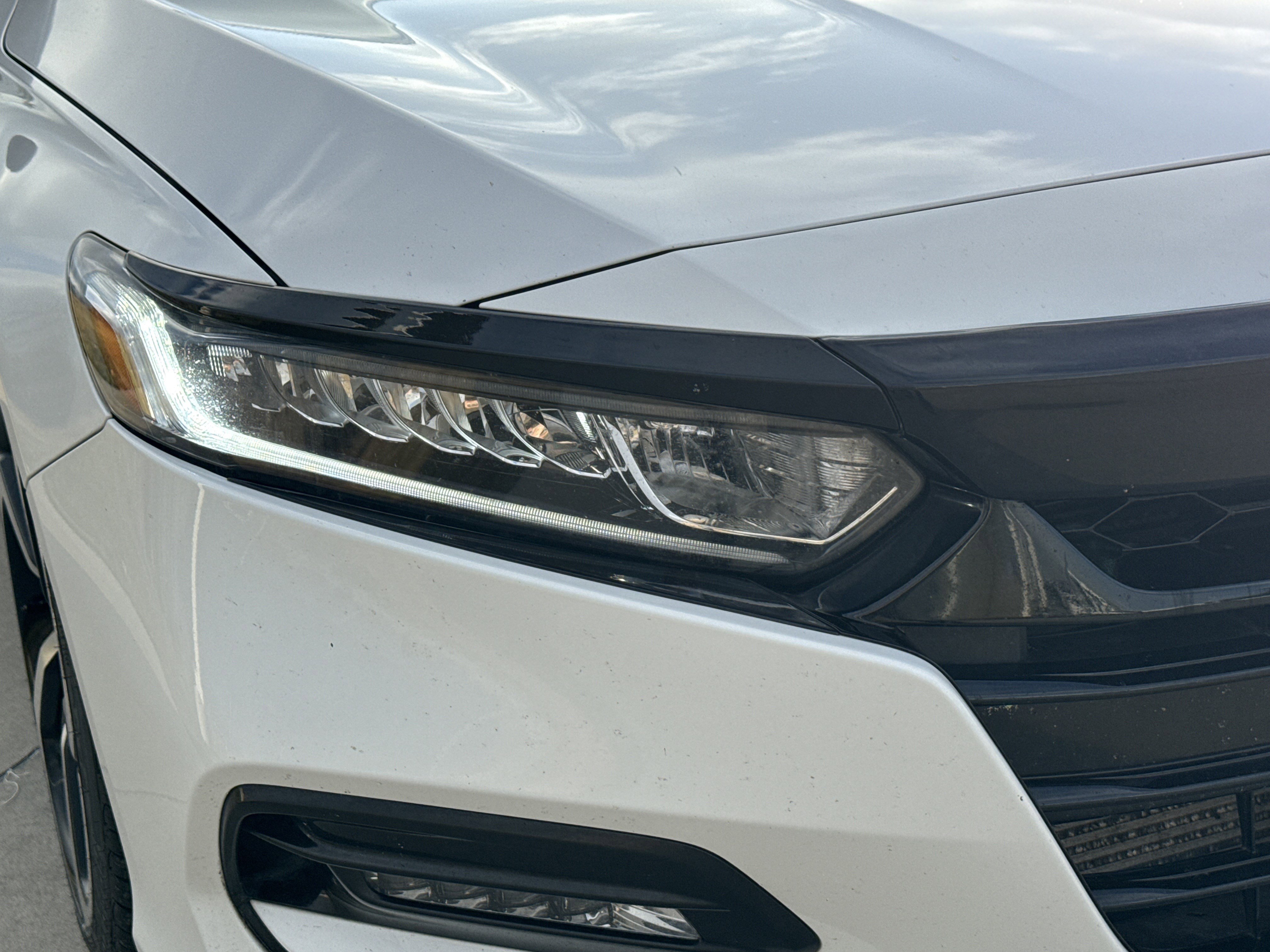 2019 Honda Accord Sport 1.5T photo 2