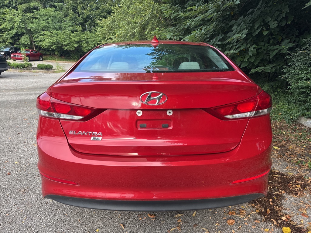 2017 Hyundai Elantra SE photo 4