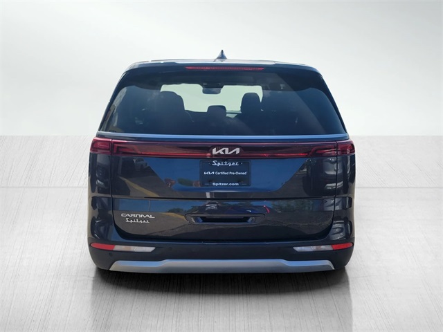 2024 Kia Carnival LX photo 3