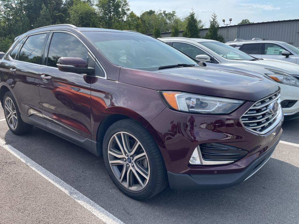 2020 Ford Edge Titanium photo 3