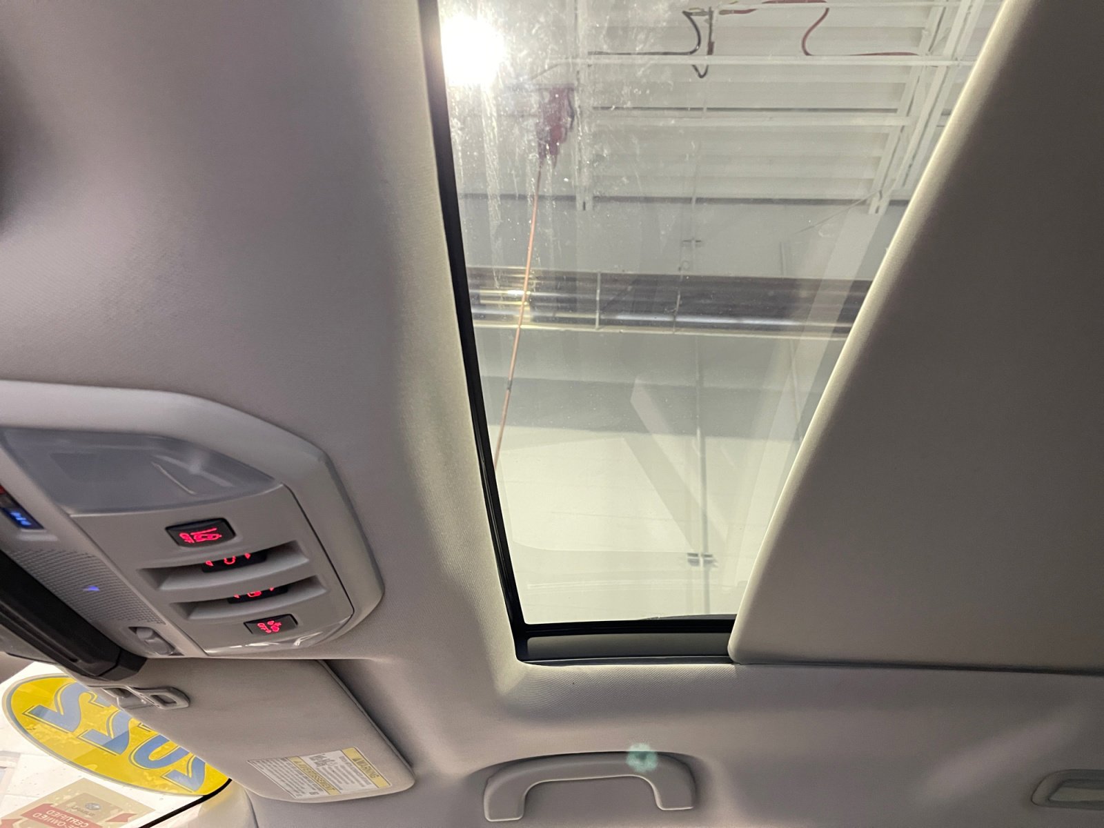 2022 Subaru Ascent Limited photo 4