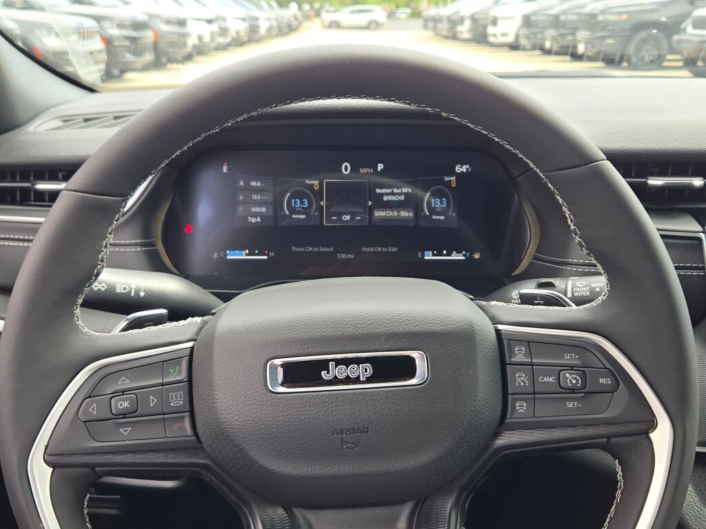 2025 Jeep Grand Cherokee Altitude X photo 31