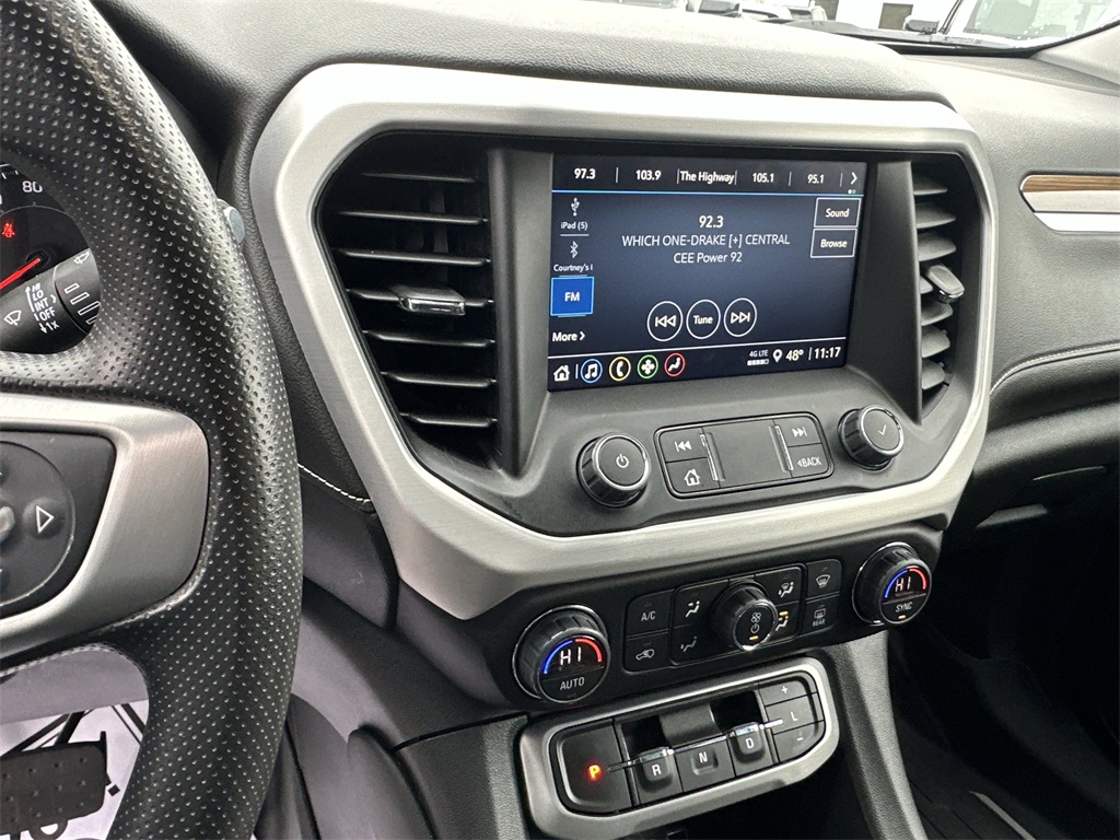 2023 GMC ACADIA - Image 13