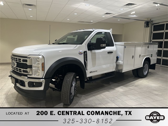 2024 Ford F-550 Super Duty Chassis Cab XL's photo