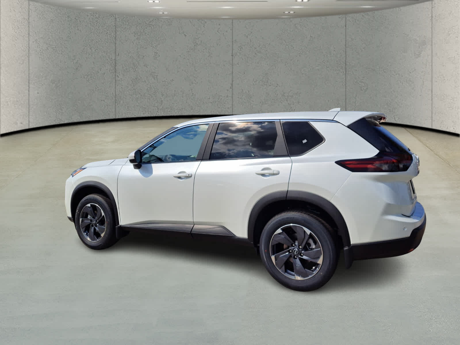2026 Nissan Rogue SV photo 5