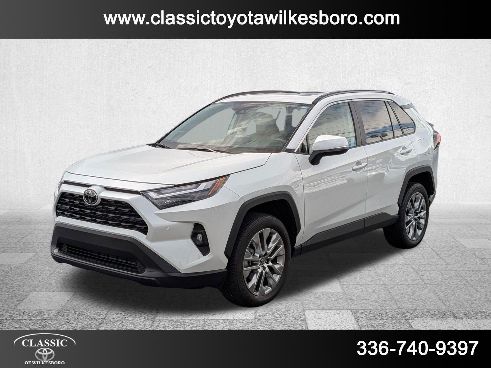 2025 Toyota RAV4 XLE Premium's photo
