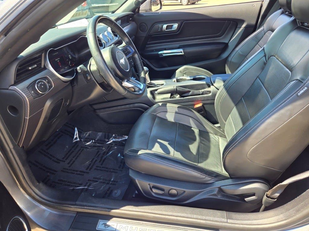 2022 Ford Mustang GT Premium photo 14
