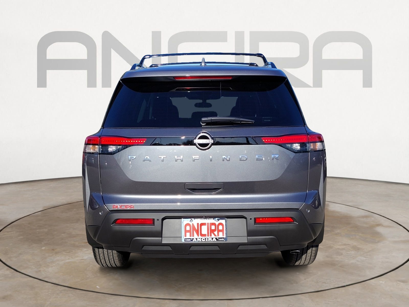 2025 Nissan Pathfinder SV photo 9