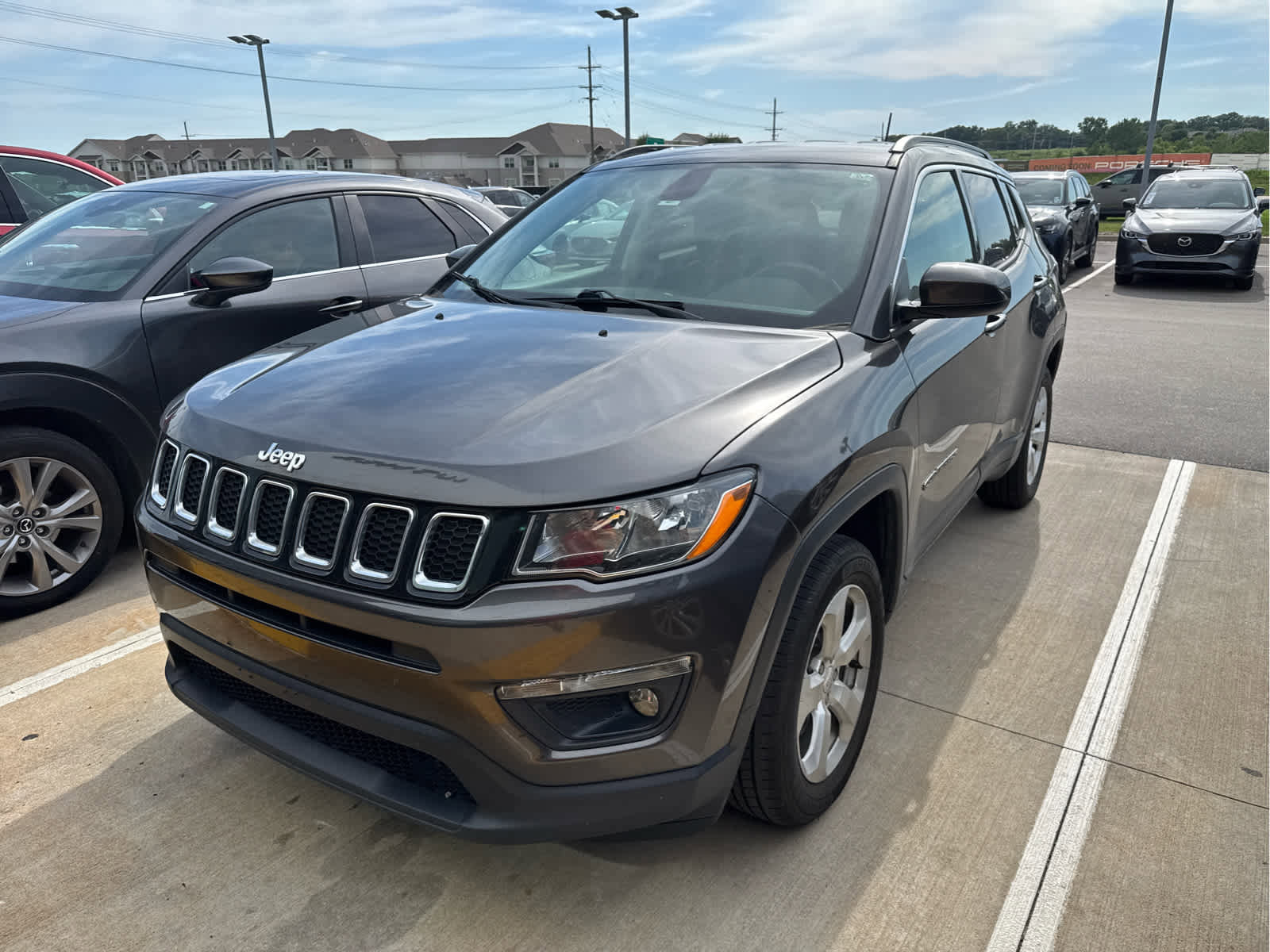 Used 2017 Jeep All-New Compass Latitude with VIN 3C4NJDBBXHT639851 for sale in Kansas City