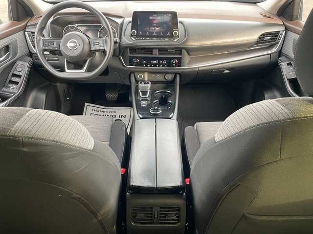 2023 Nissan Rogue SV photo 13