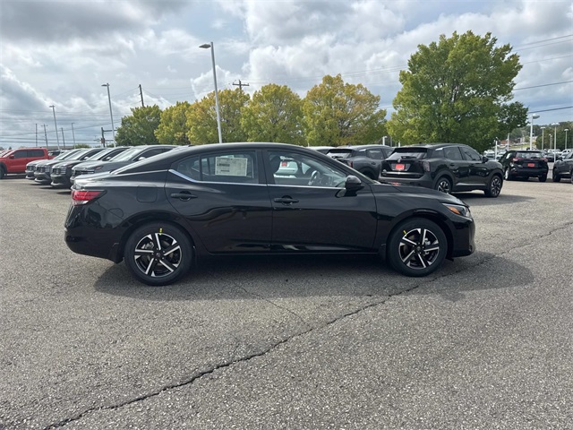 2025 Nissan Sentra SV photo 2