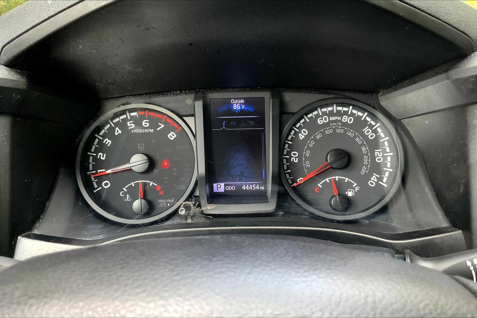 2021 Toyota Tacoma SR 4x4 Access Cab photo 20