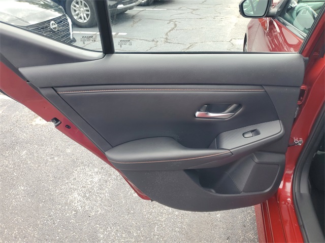 2023 Nissan Sentra SR photo 27