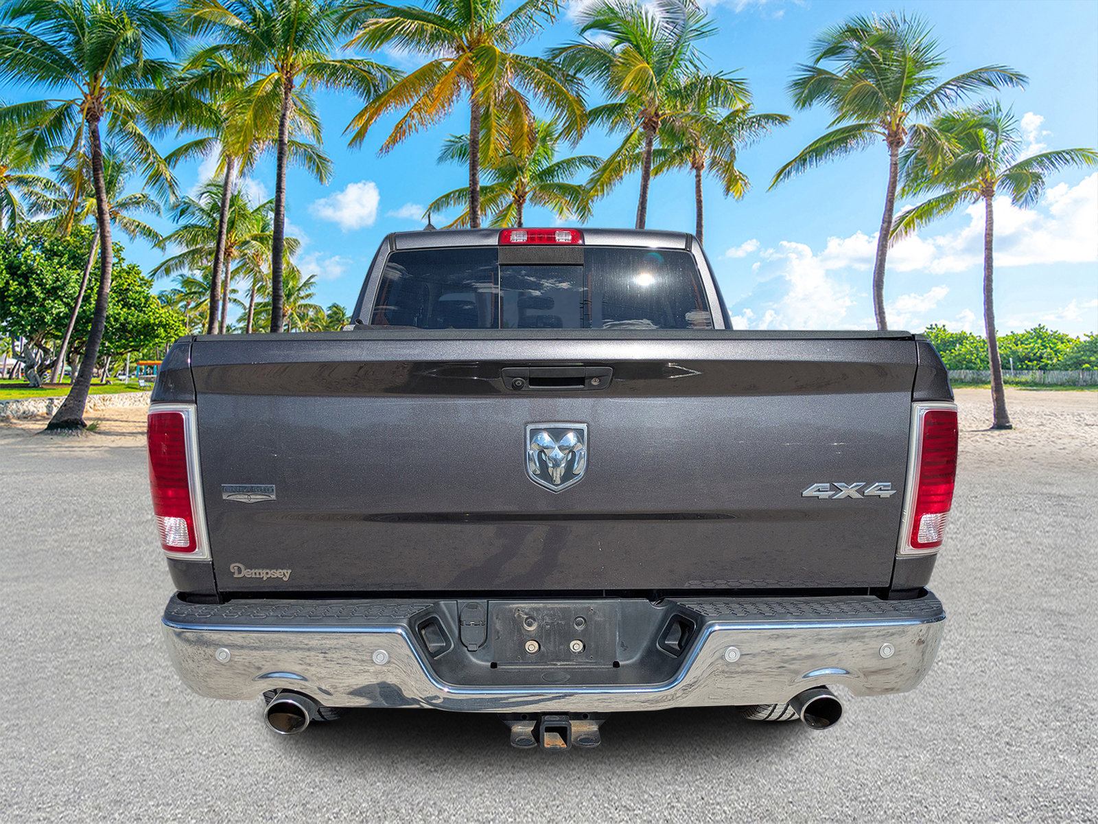 2016 Ram 1500 Laramie photo 3