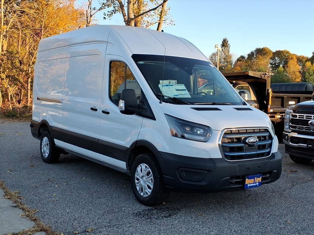 2025 Ford E-Transit Cargo Van Base's photo