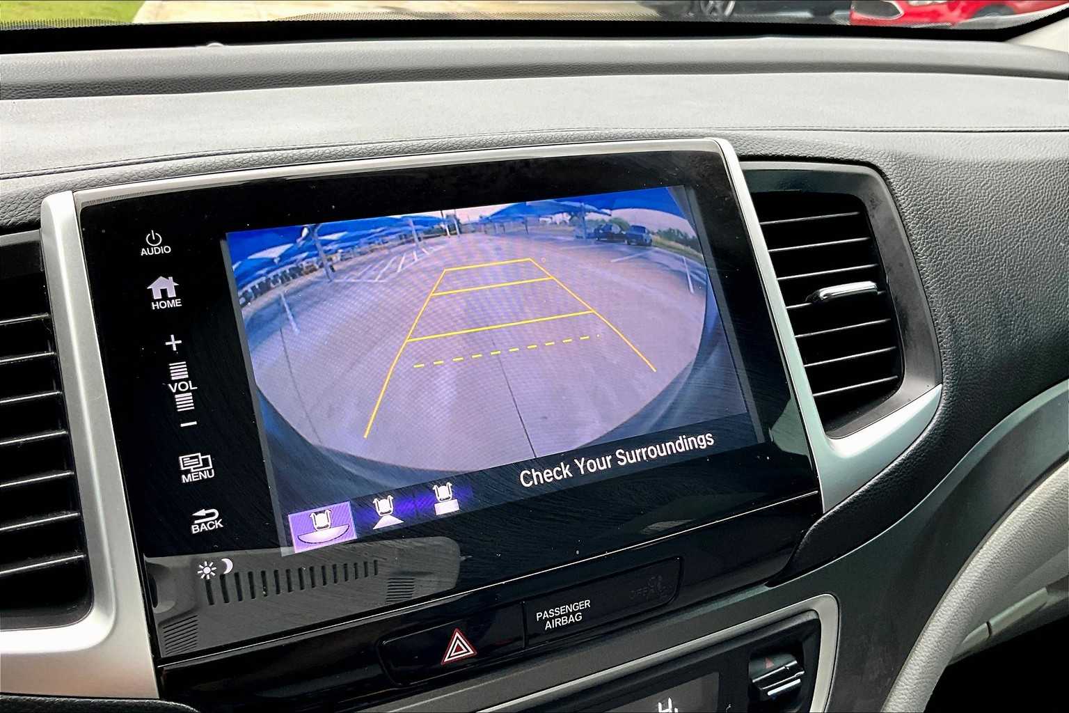 2017 Honda Pilot EX photo 25
