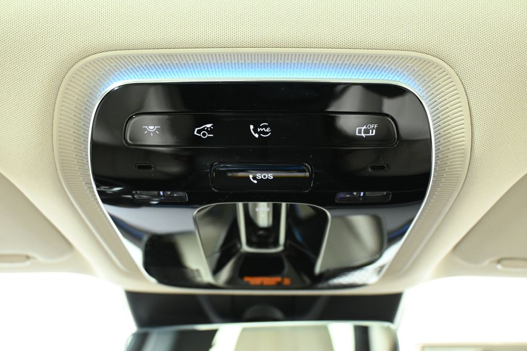 2025 Mercedes Benz E 450 photo 16