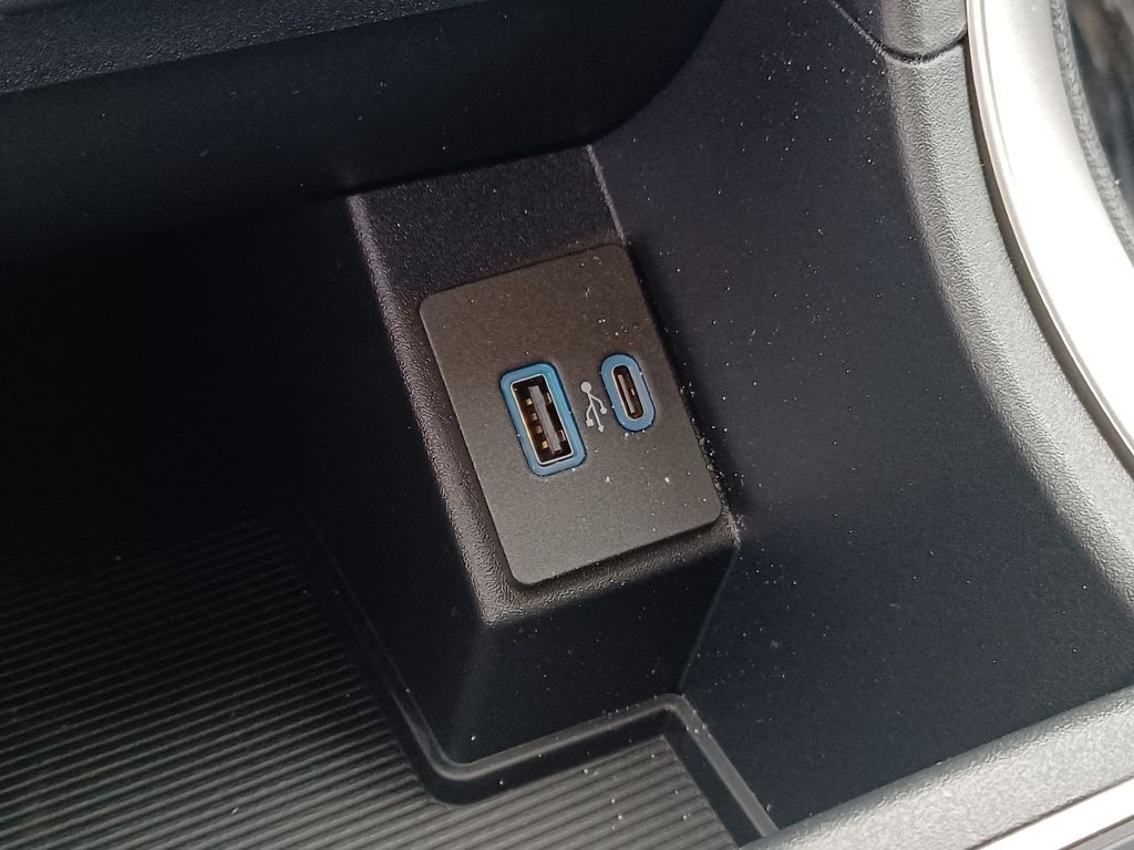 2024 Ford Edge SE photo 22