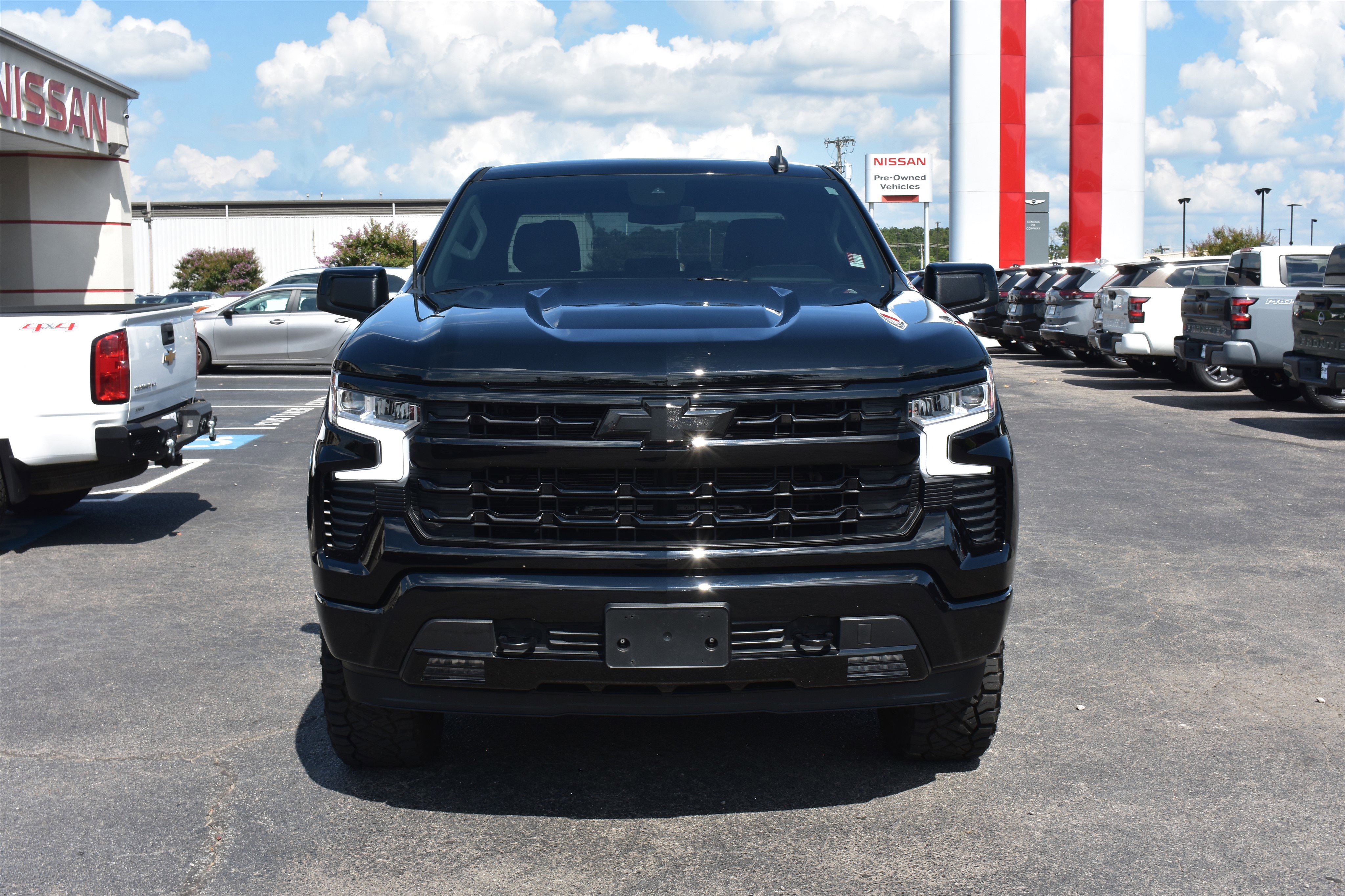 Used 2024 Chevrolet Silverado 1500 RST with VIN 1GCPDEEK3RZ219859 for sale in Little Rock
