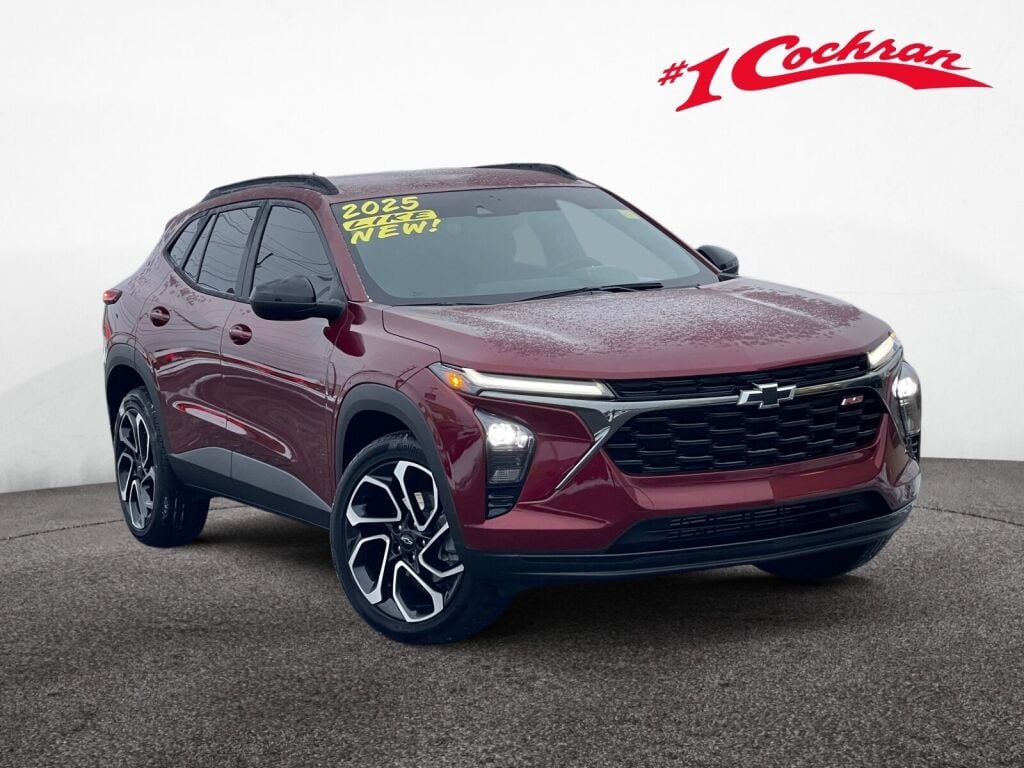2025 Chevrolet Trax RS's photo