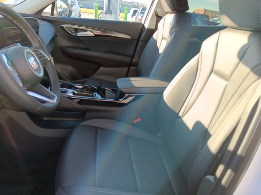 2025 Buick Envision Preferred photo 6