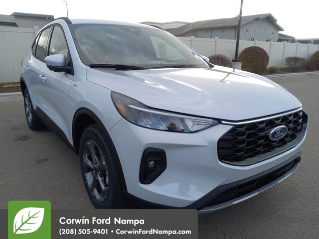 2026 Ford Escape ST-Line Select's photo
