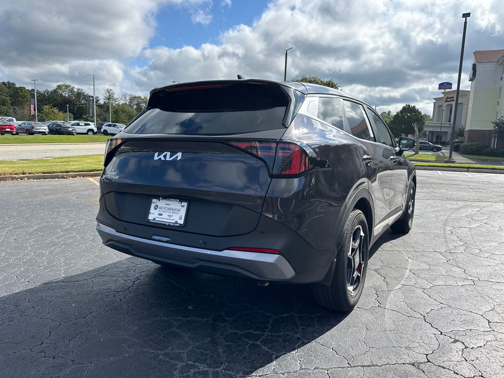 2026 Kia Sportage EX photo 2