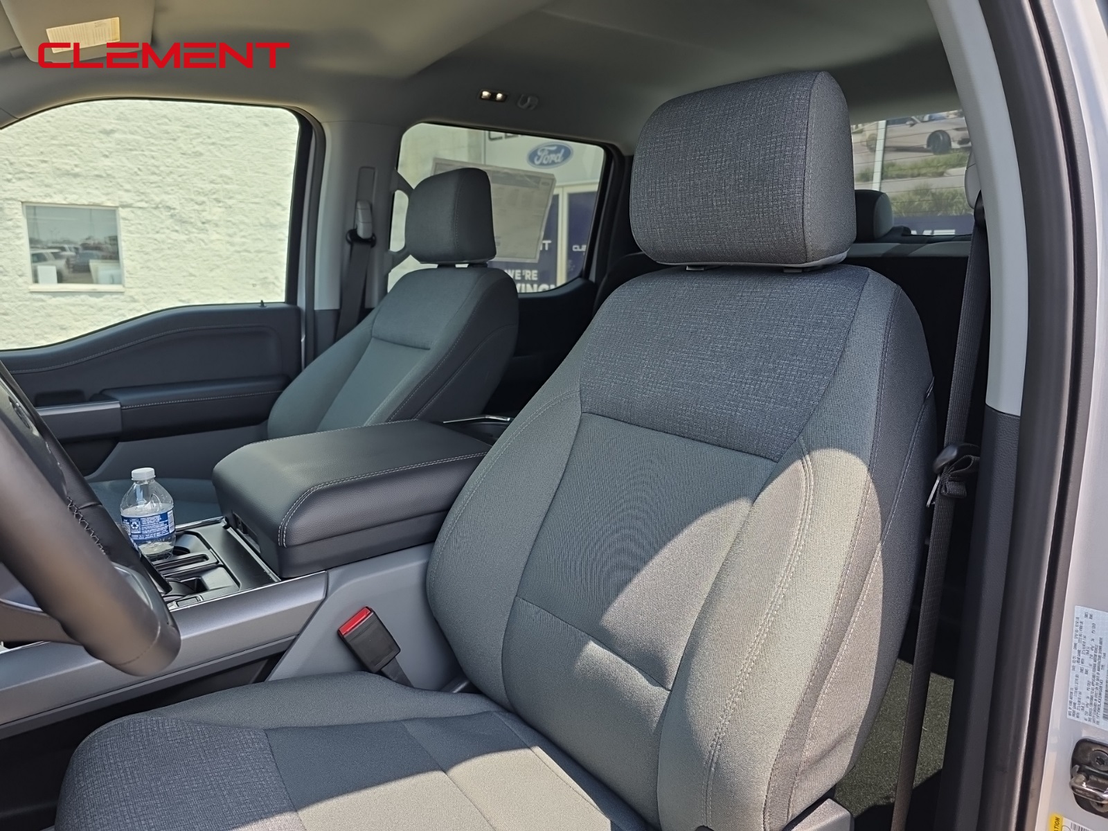 2025 Ford F-150 Lightning XLT photo 18