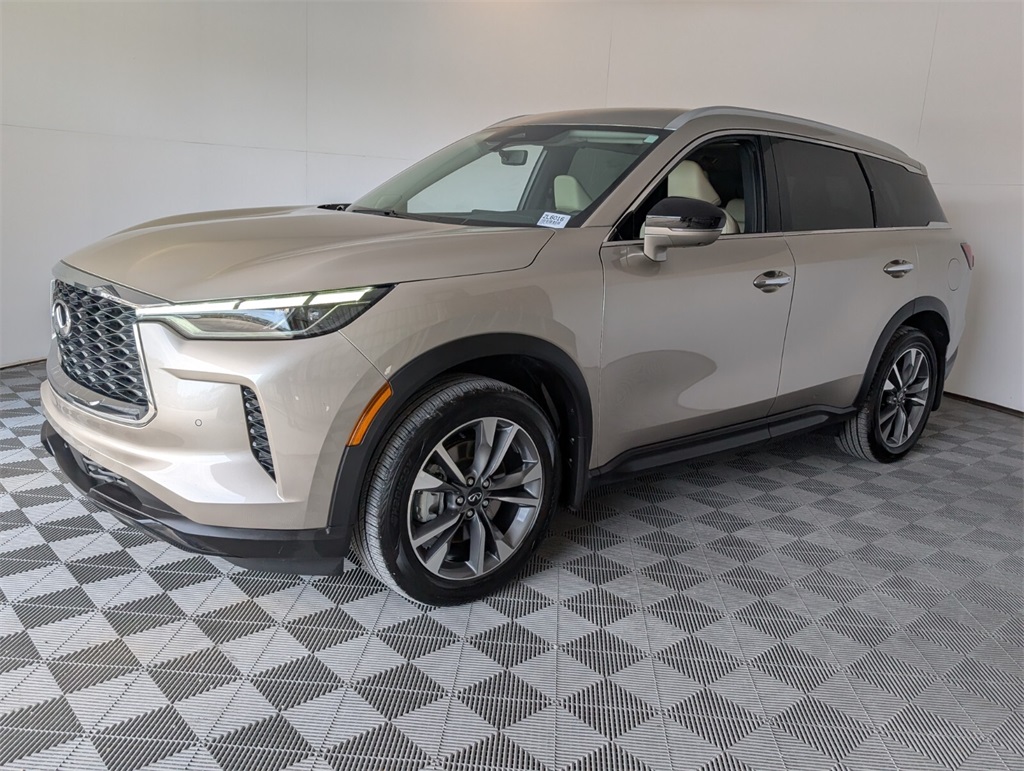 2025 Infiniti QX60 Luxe photo 4