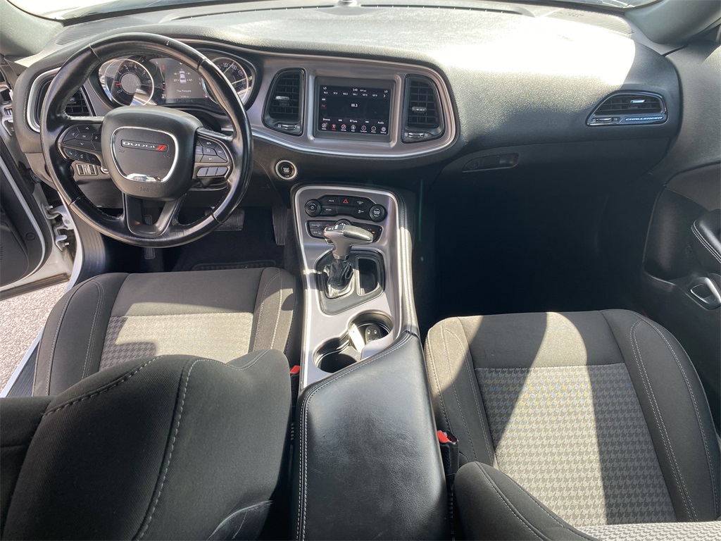 2019 Dodge Challenger SXT photo 12