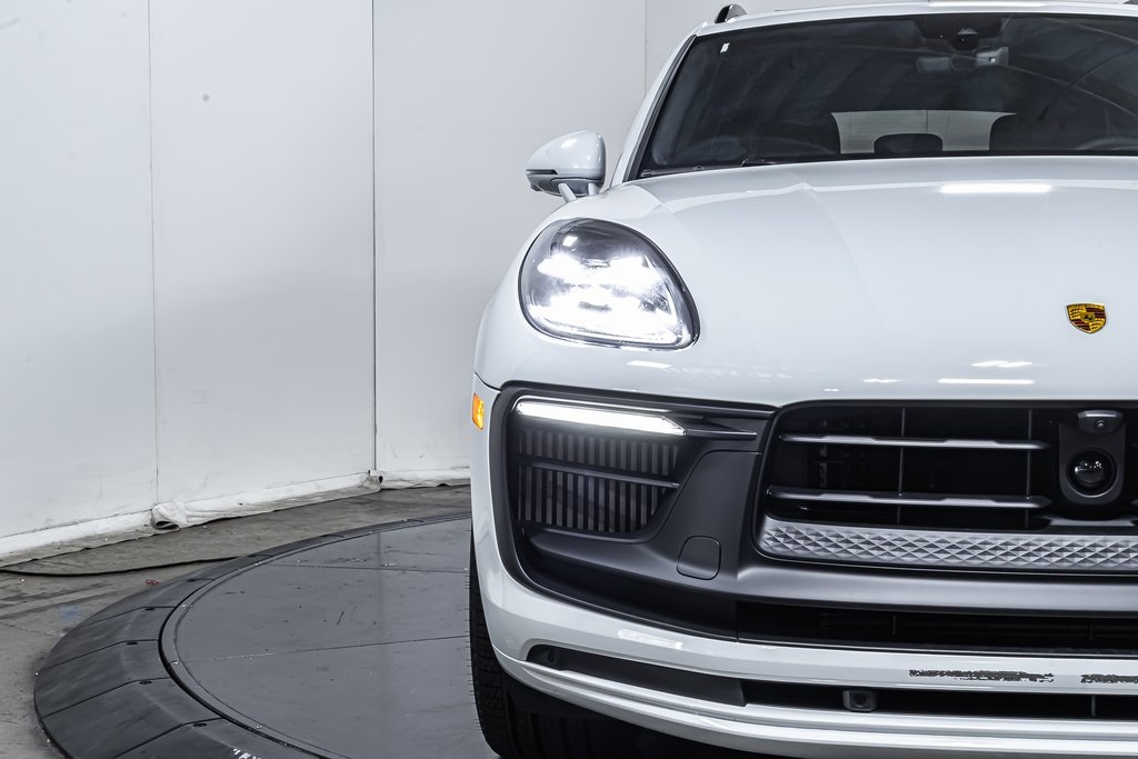 2025 Porsche Macan GTS photo 11