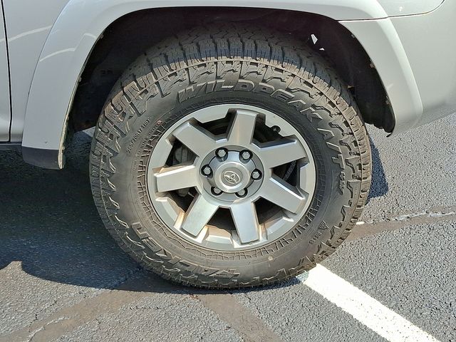 2016 Toyota 4Runner Trail photo 7