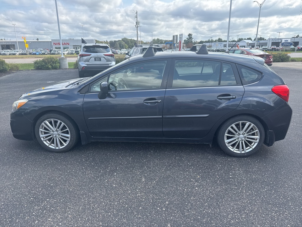 2013 Subaru Impreza 2.0i Premium photo 9