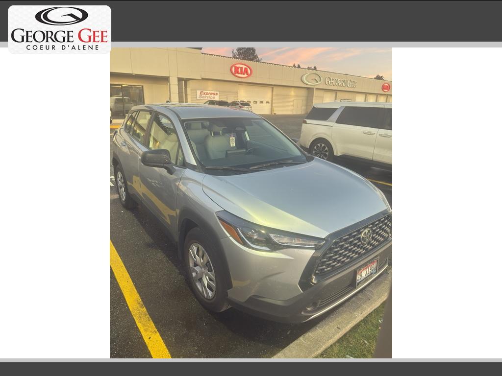 2024 Toyota Corolla Cross L's photo