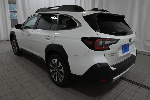 2025 Subaru Outback Limited photo 4