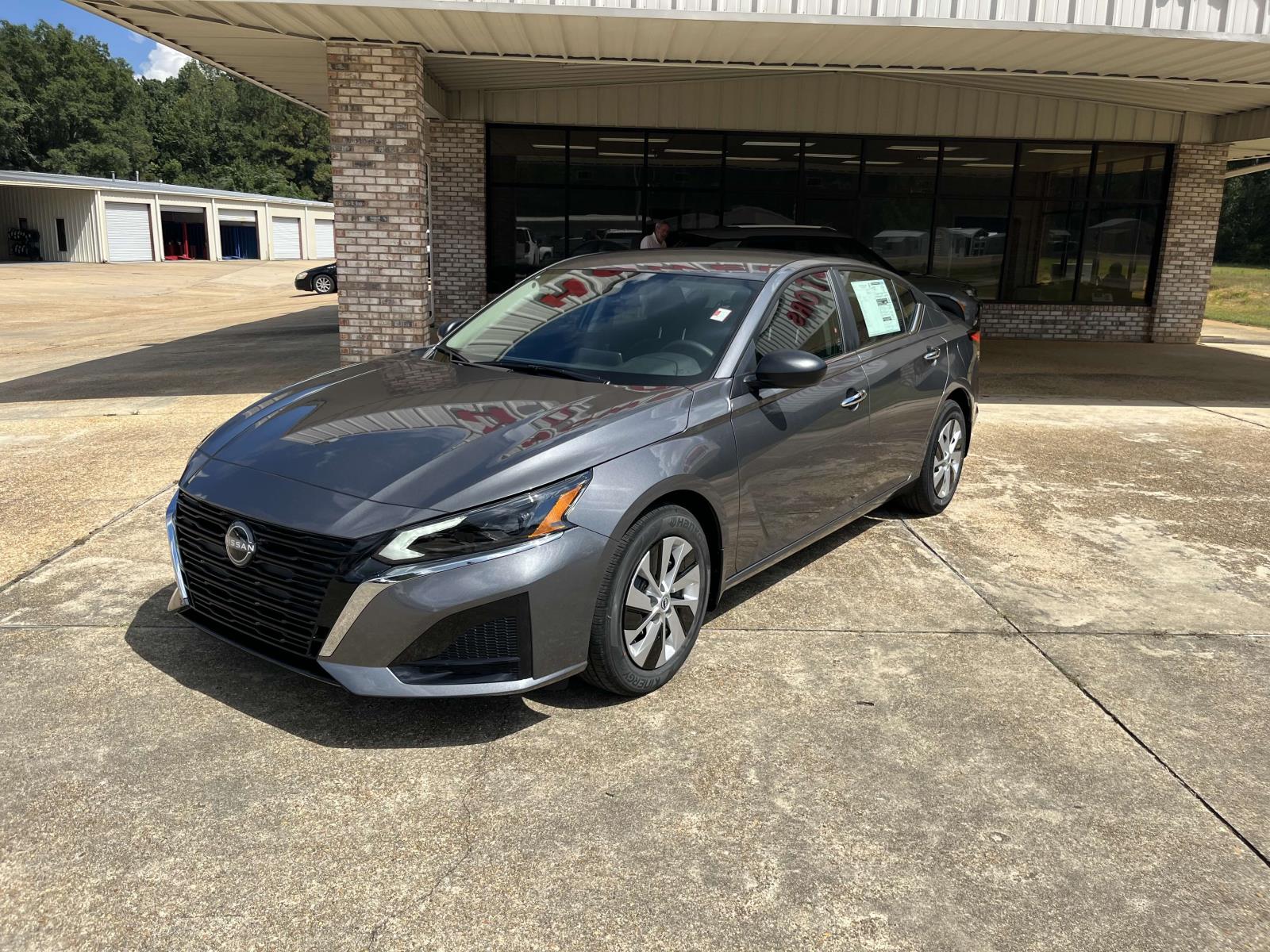 2025 Nissan Altima