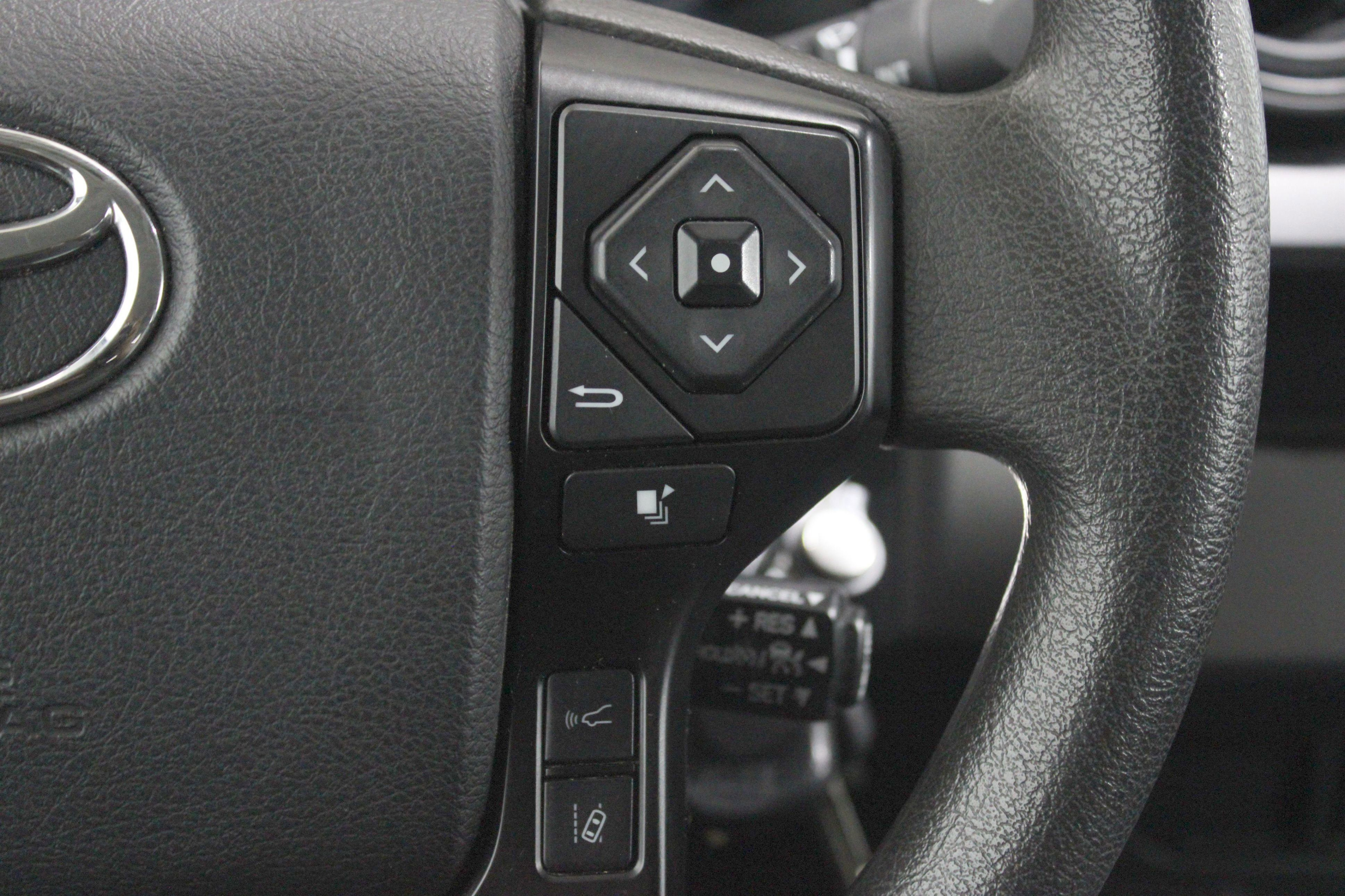 2022 Toyota Tacoma SR photo 4