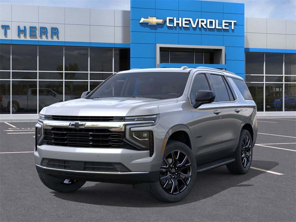2025 Chevrolet Tahoe LS photo 4