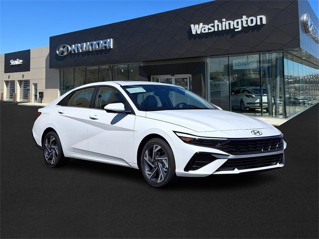 2025 Hyundai Elantra SEL's photo
