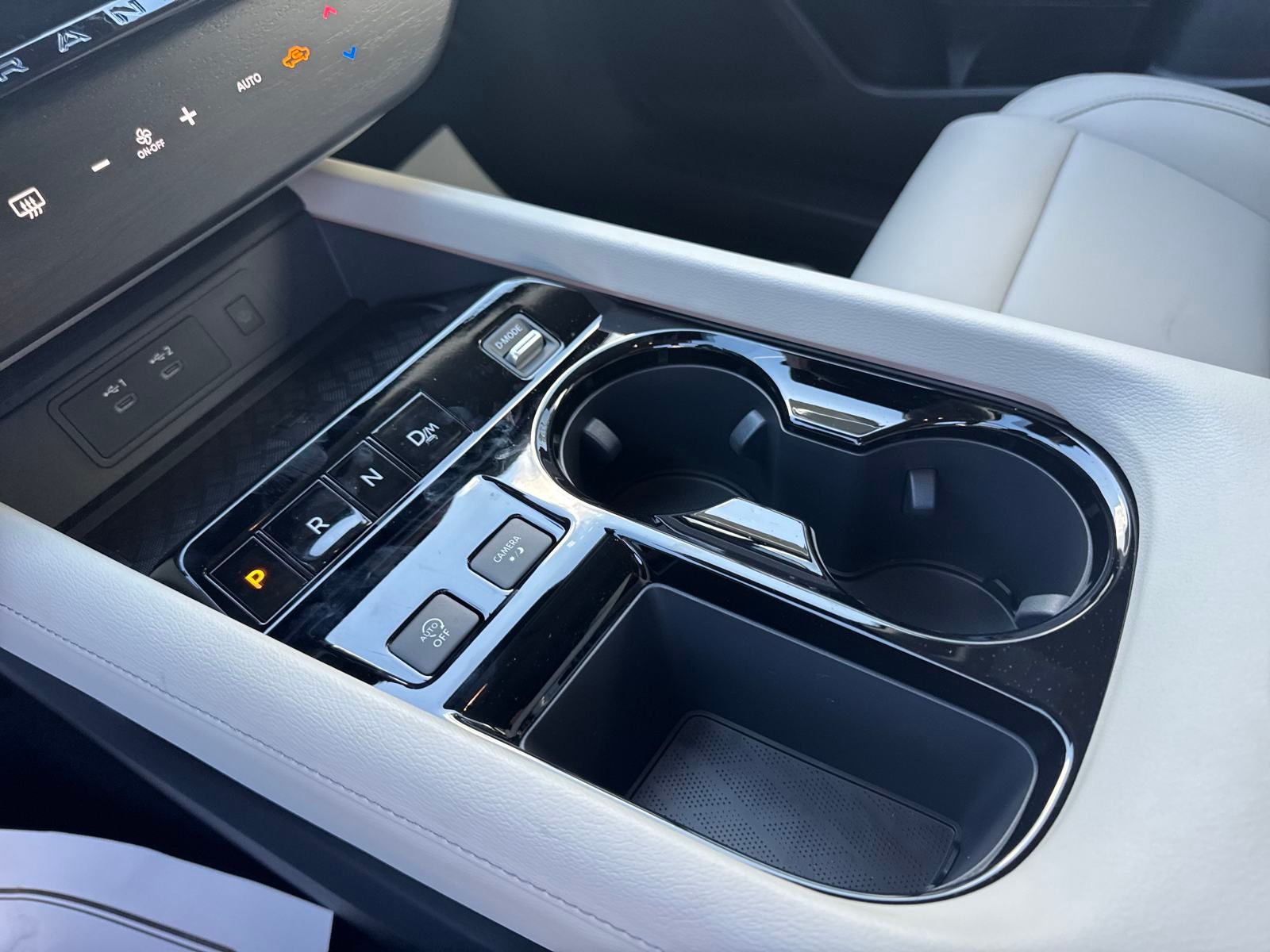 2025 Nissan Murano SL photo 22